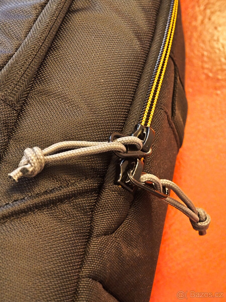 Batoh Lowepro Slingshot Edge 250AW - 4