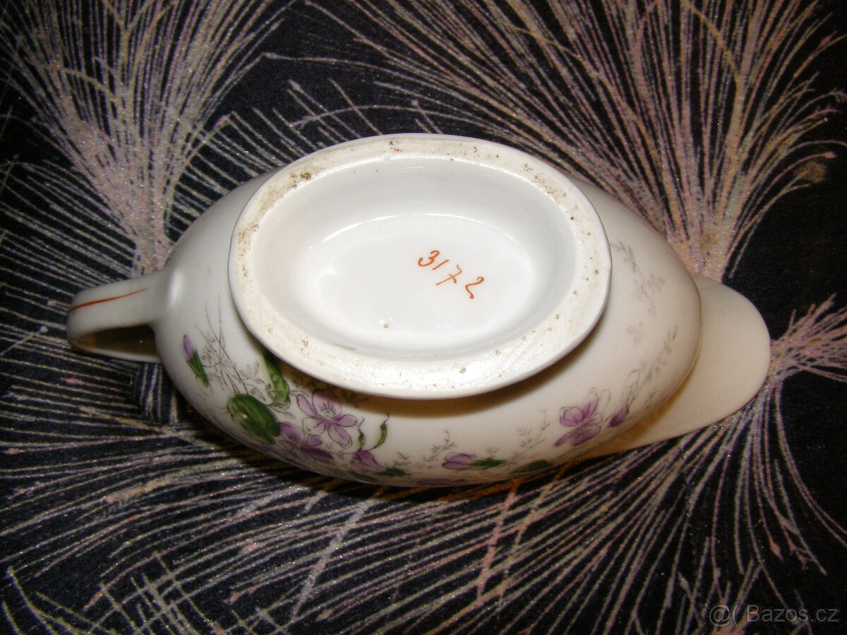 Omáčník fialky - 4