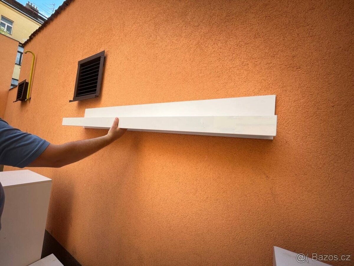 Prodáváme obývací stěnu (TV set) - 2 sady - 4