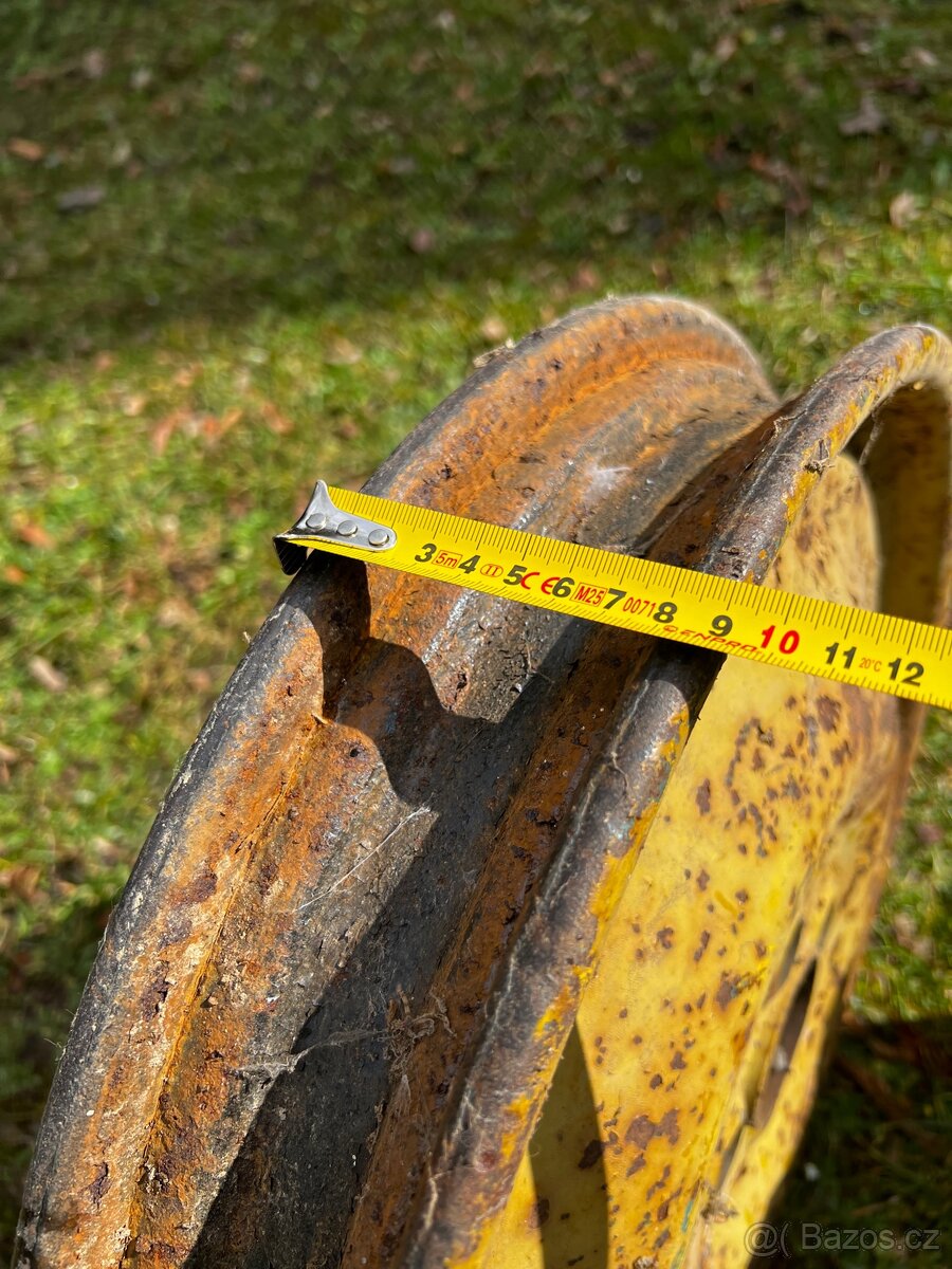 Tatra 11 , 12 kola disky - 4