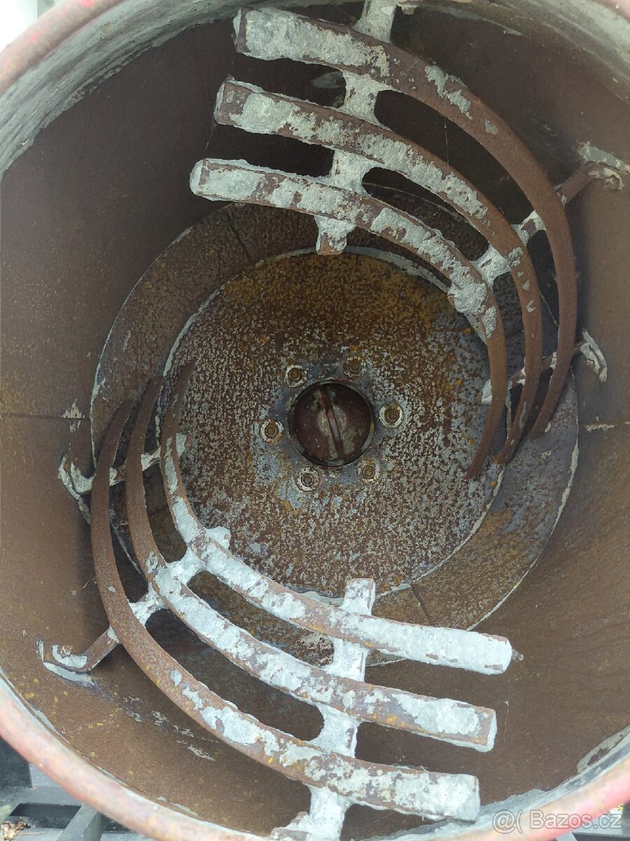 Stavební míchačka cca 350l - 4