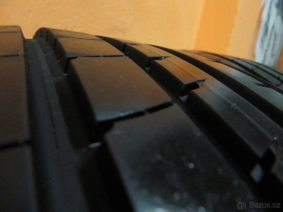 Pneu 215/45/18 Good Year - TOP stav - 4