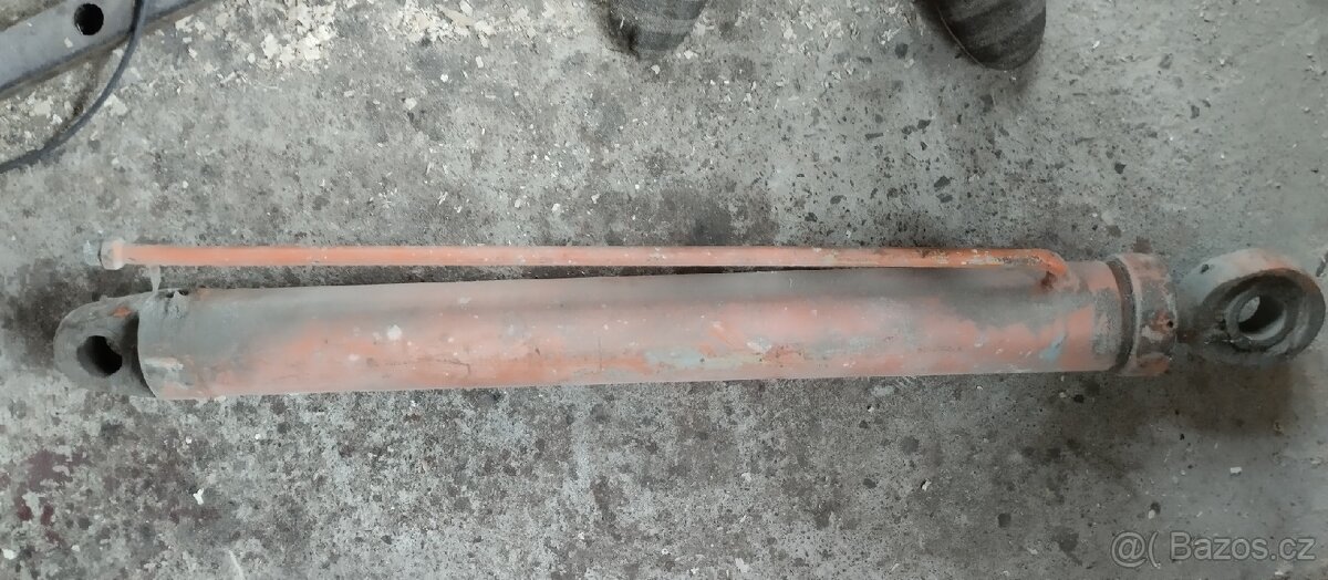 Hydraulická pístnice - 4