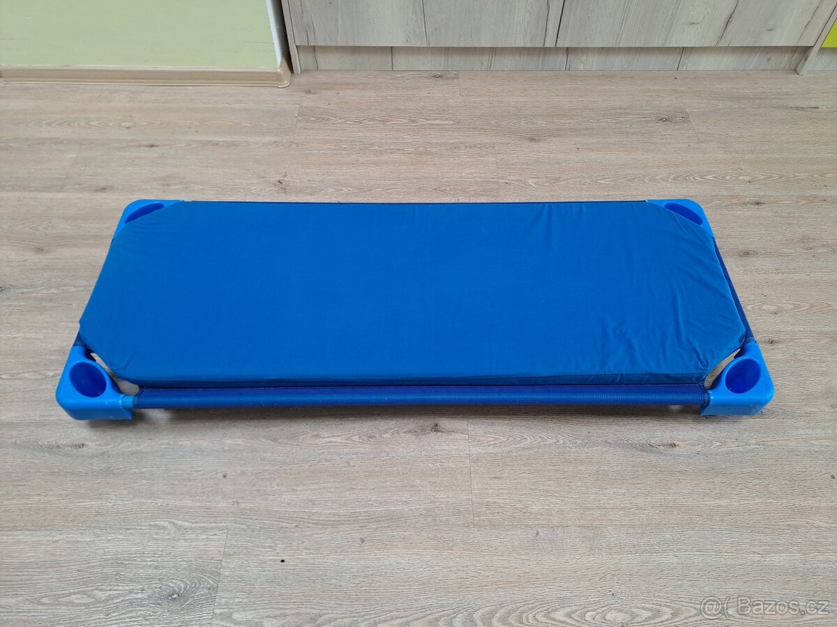 Lehátko stohovatelné dětské - 4