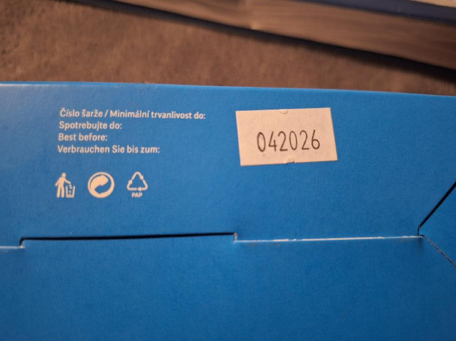 krabička s medy - mateří kašička, guarana a pohyb v medu - 4