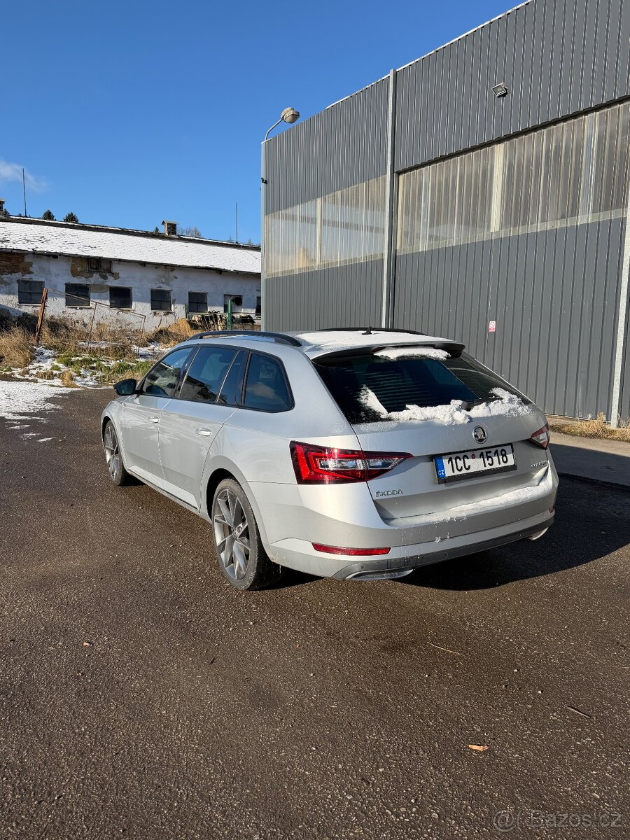 ŠKODA SUPERB SPORTLINE - 4