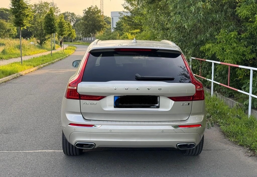 Volvo XC60 DPH - 4