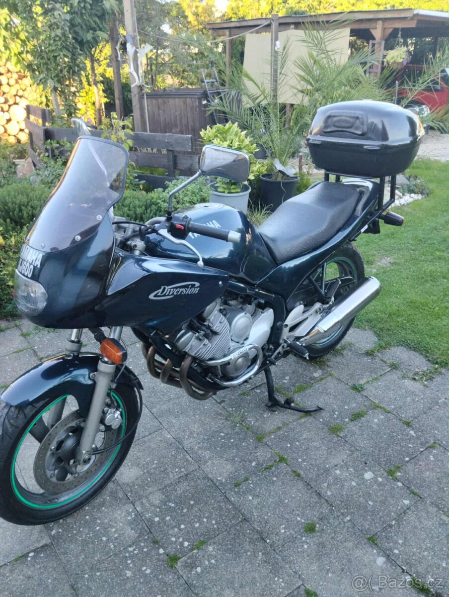 yamaha diversioa XJ 600 S - 4