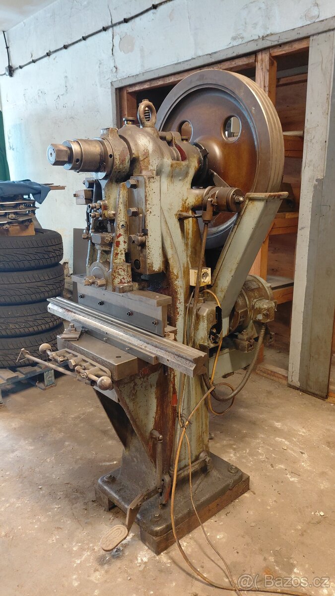 ROZPRODEJ STROJŮ - 4