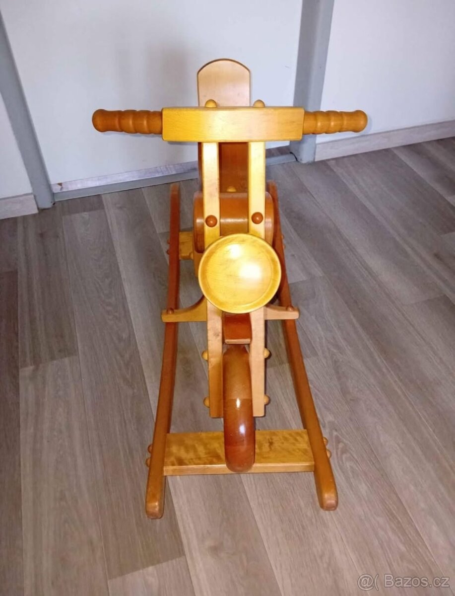 Houpací motorka - 4
