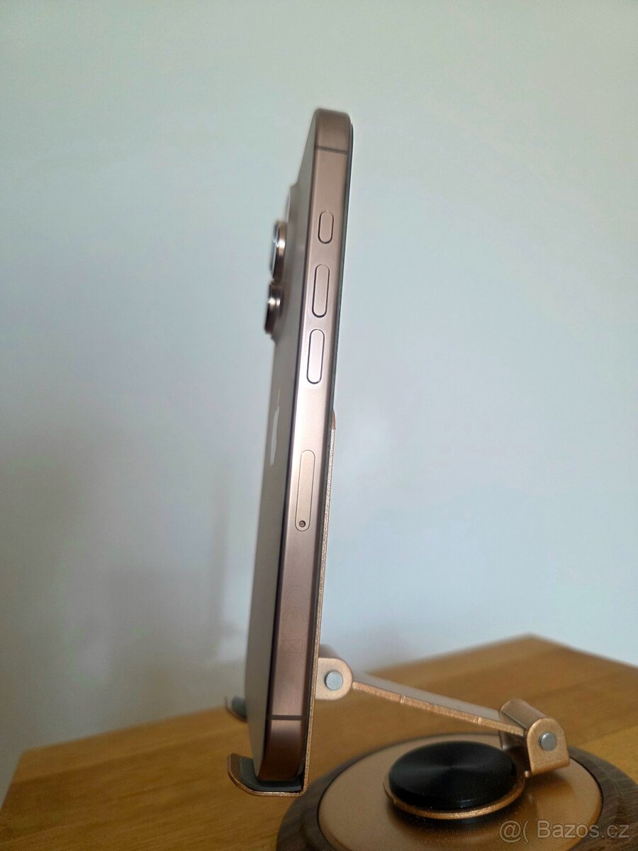 IPhone 16 PRO - nepoužitý - 4