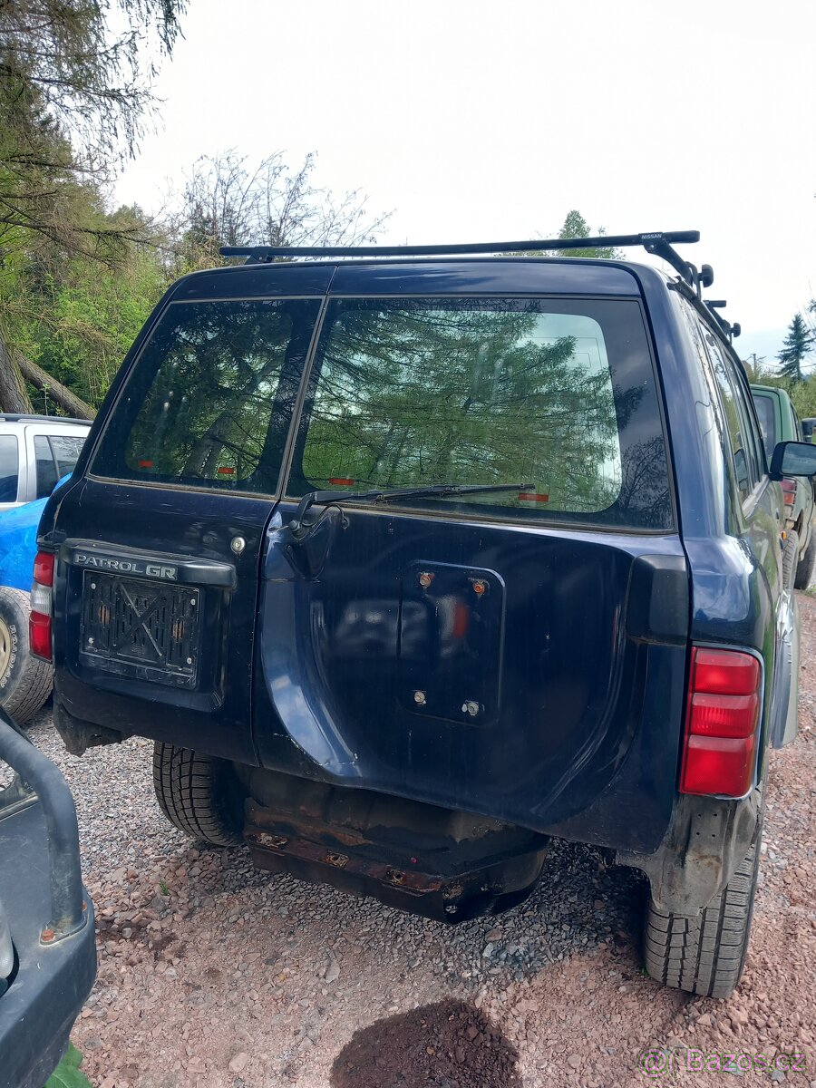 Nissan patrol na dily