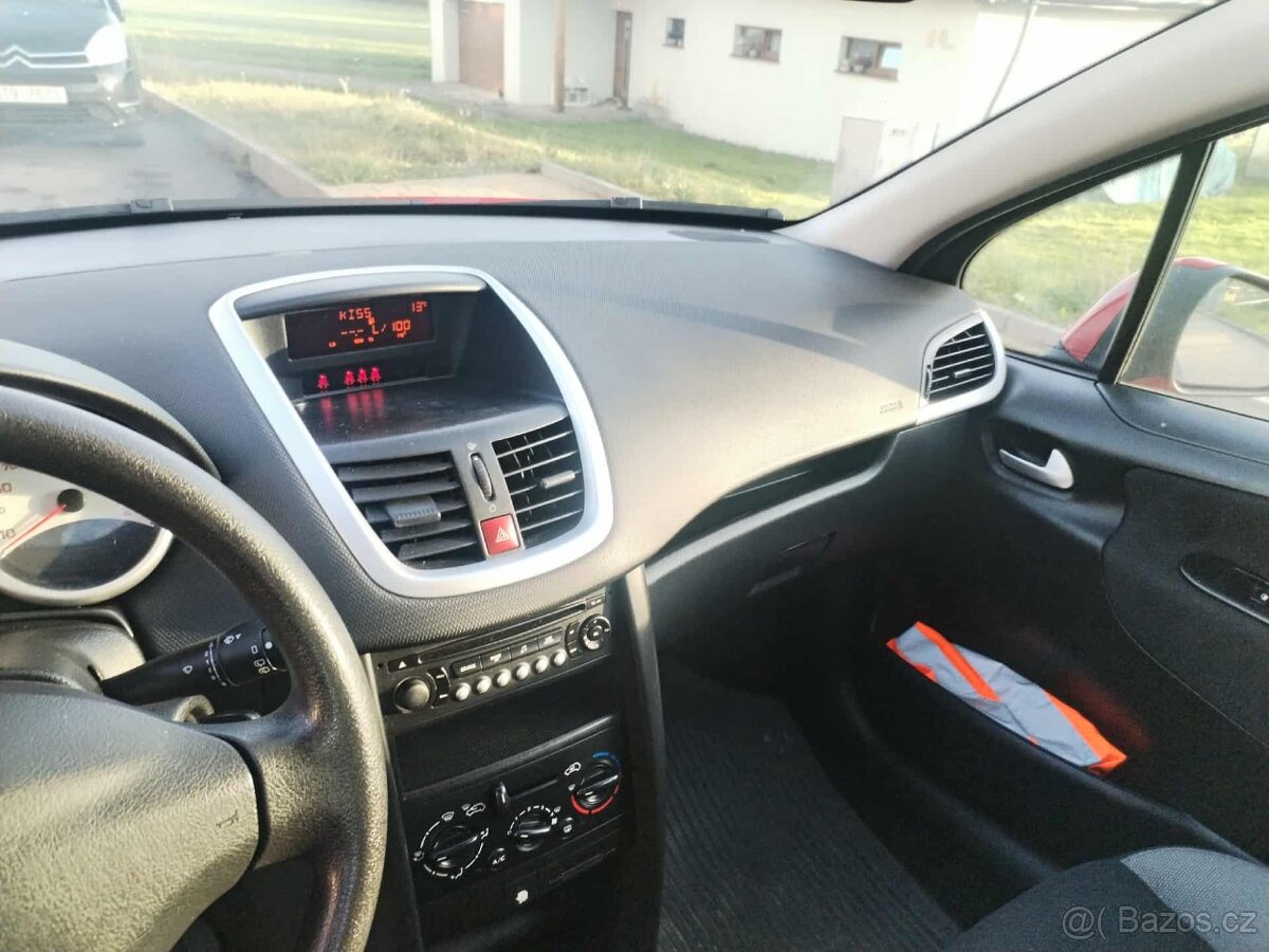 Peugeot 207 1.4 sw outdor - 4