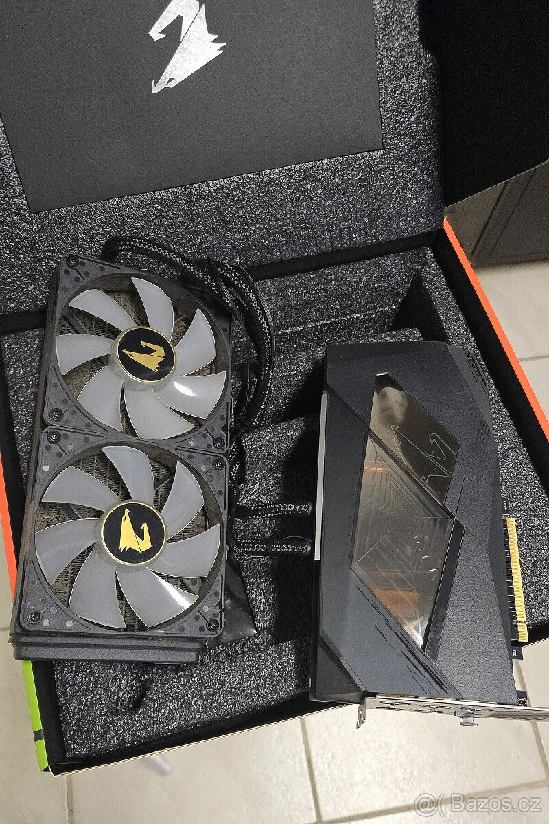 Gigabyte AORUS GeForce RTX™ 3080 XTREME WATERFORCE 10GB - 4