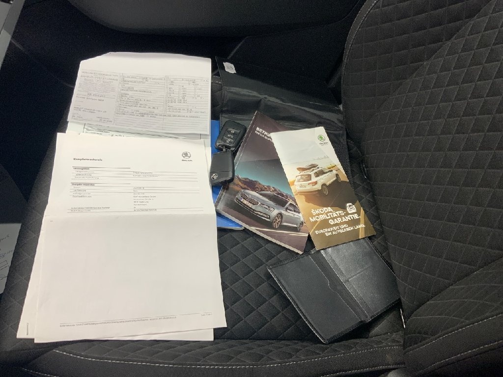 Skoda Superb Combi 2.0 TDI - 4