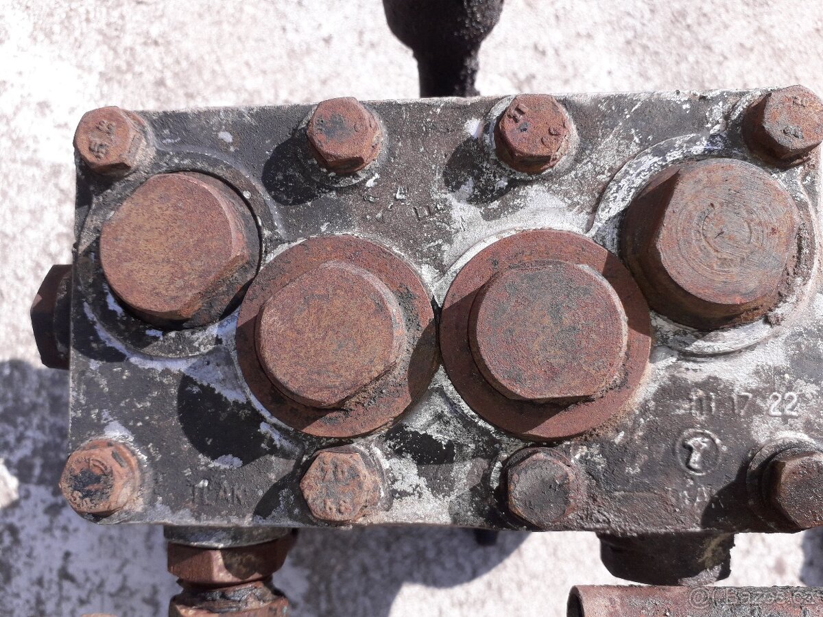 KOMPRESOR TATRA 111 - 4