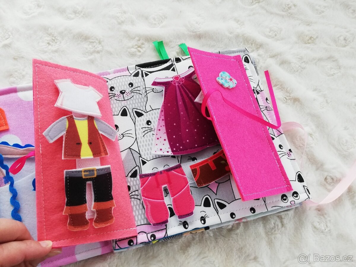 quiet book s panenkou a koněm - 4