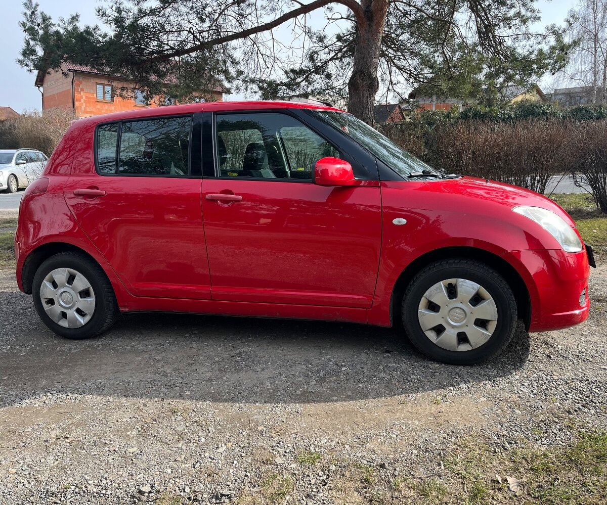 Suzuki Swift 1.3 - 4