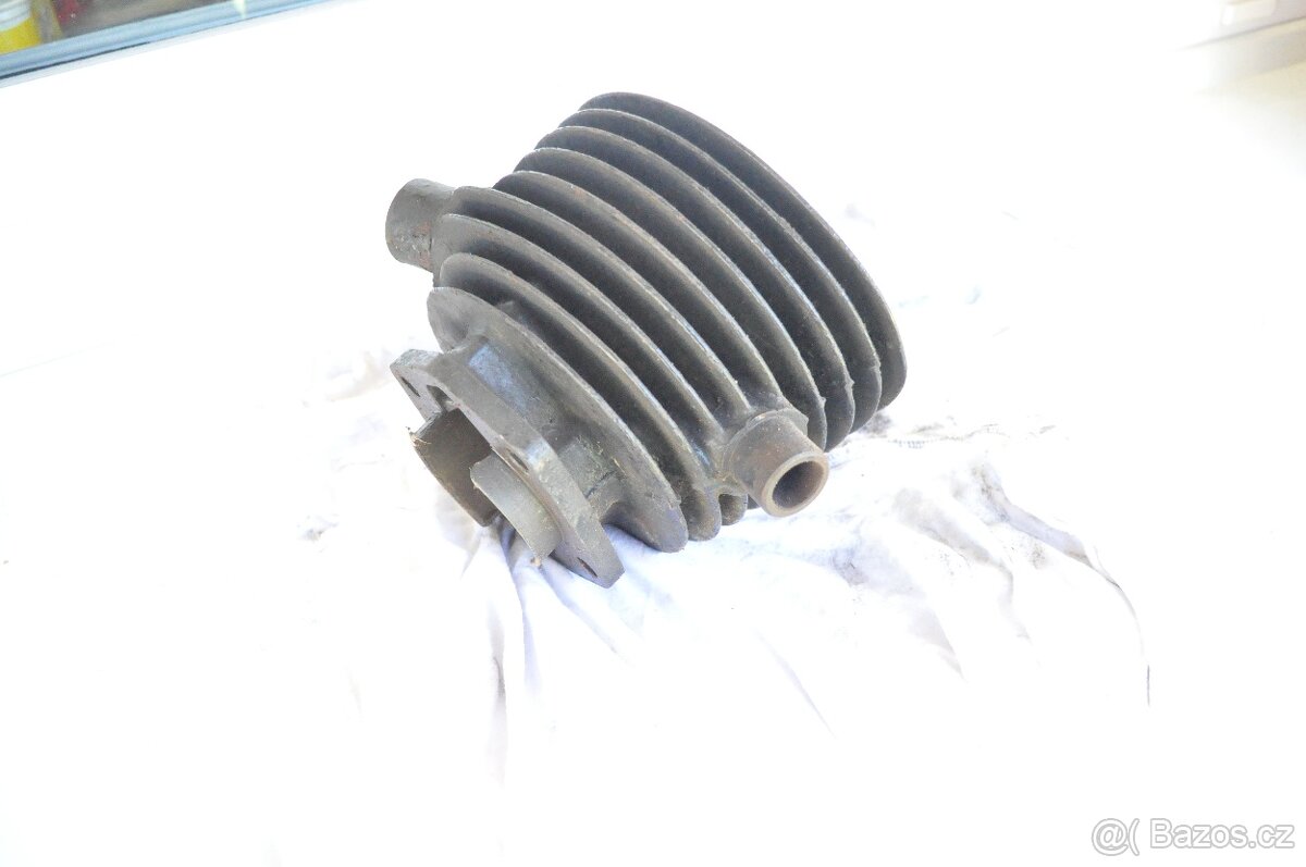 ČZ 125 B-T Válec - 4