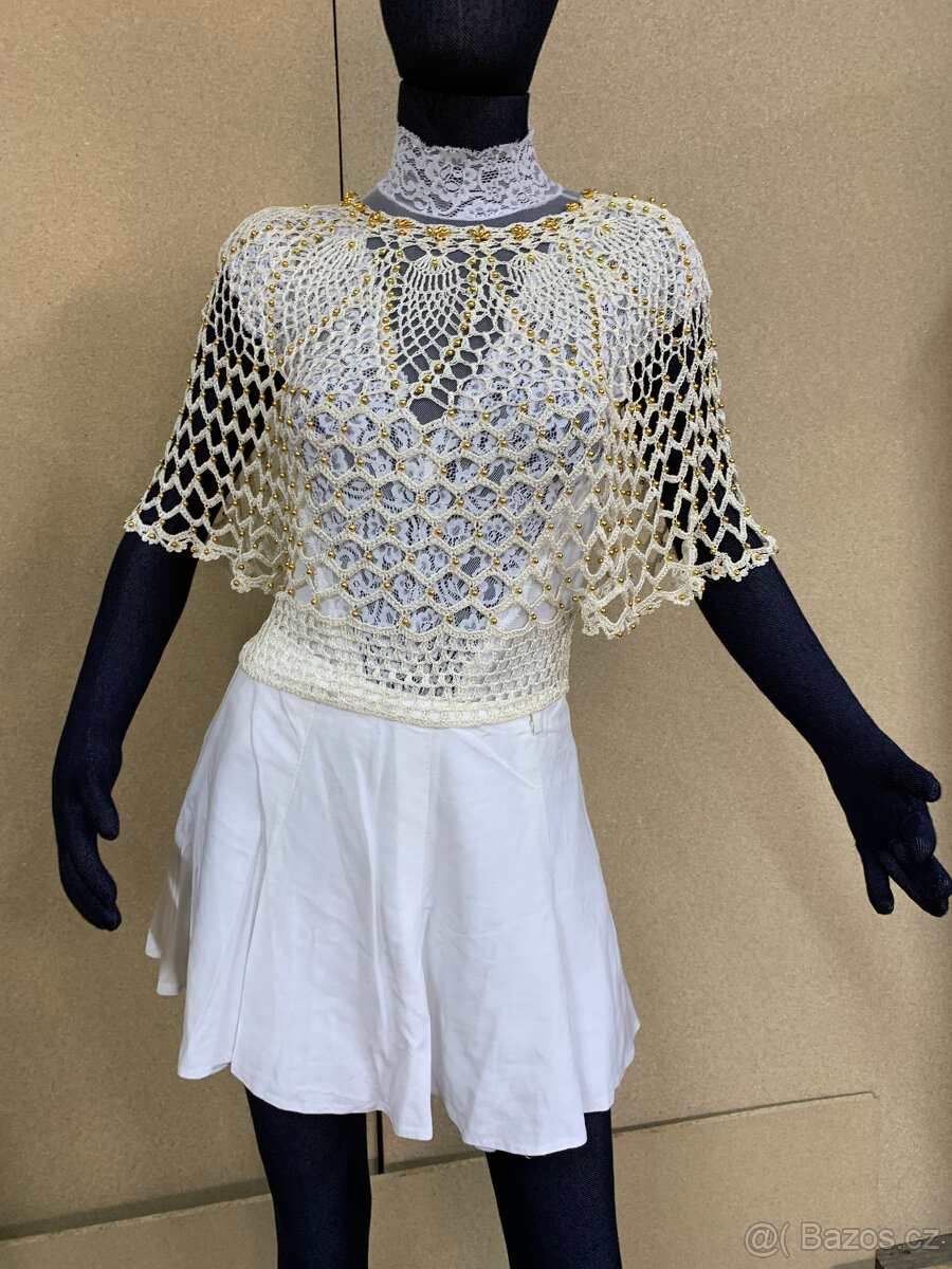 Dámské oblečení - háčkovaný top s korálky - 4