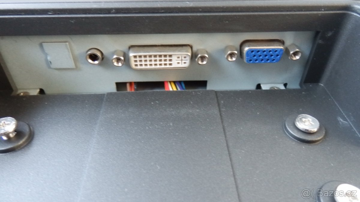 Monitor Prestigio P199 - 4
