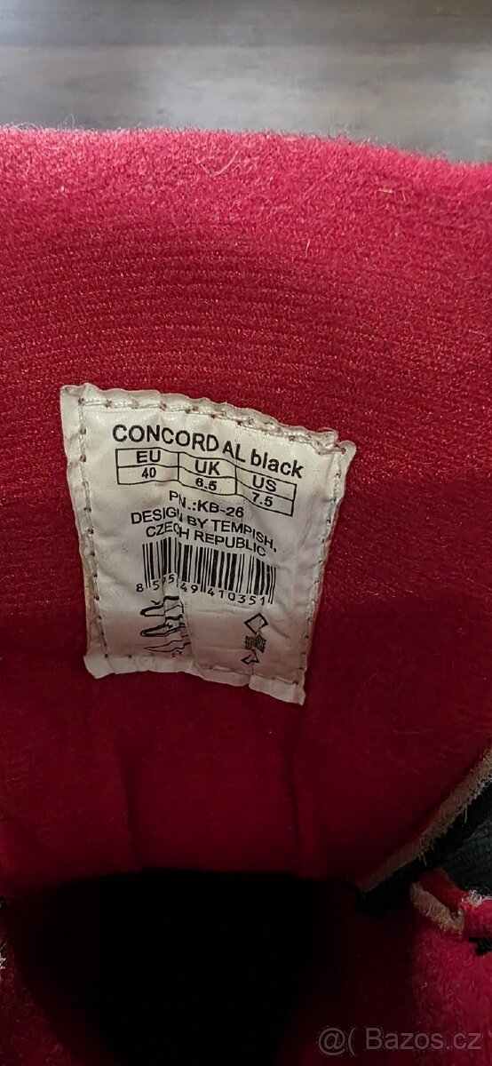 Prodám kolečkové brusle velikost 40 a 45 - 4