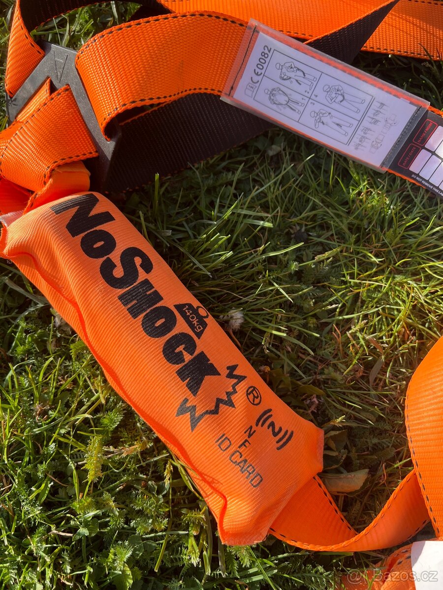 Protipadovy postroj Delta Plus - 4