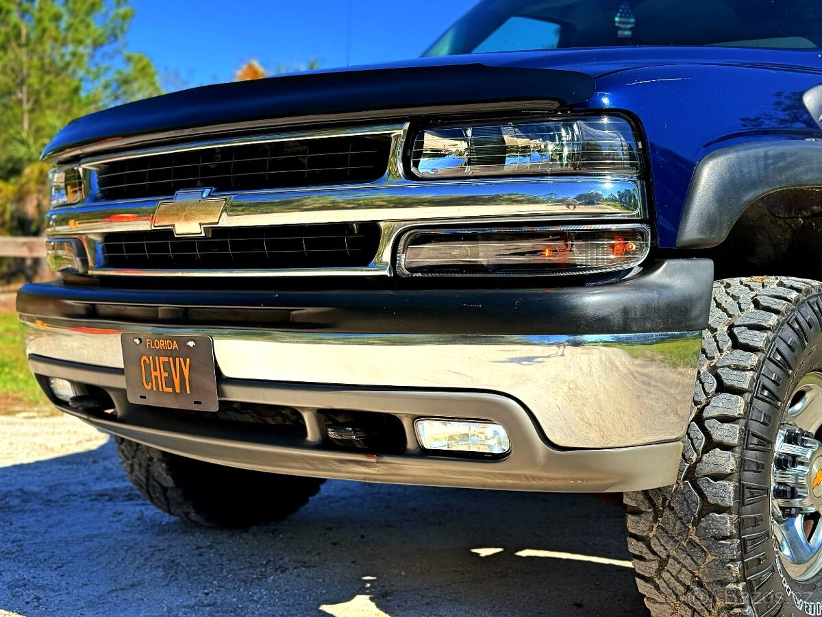 2001 Chevrolet Suburban 2500 LT | 8.1 V8 | 4x4