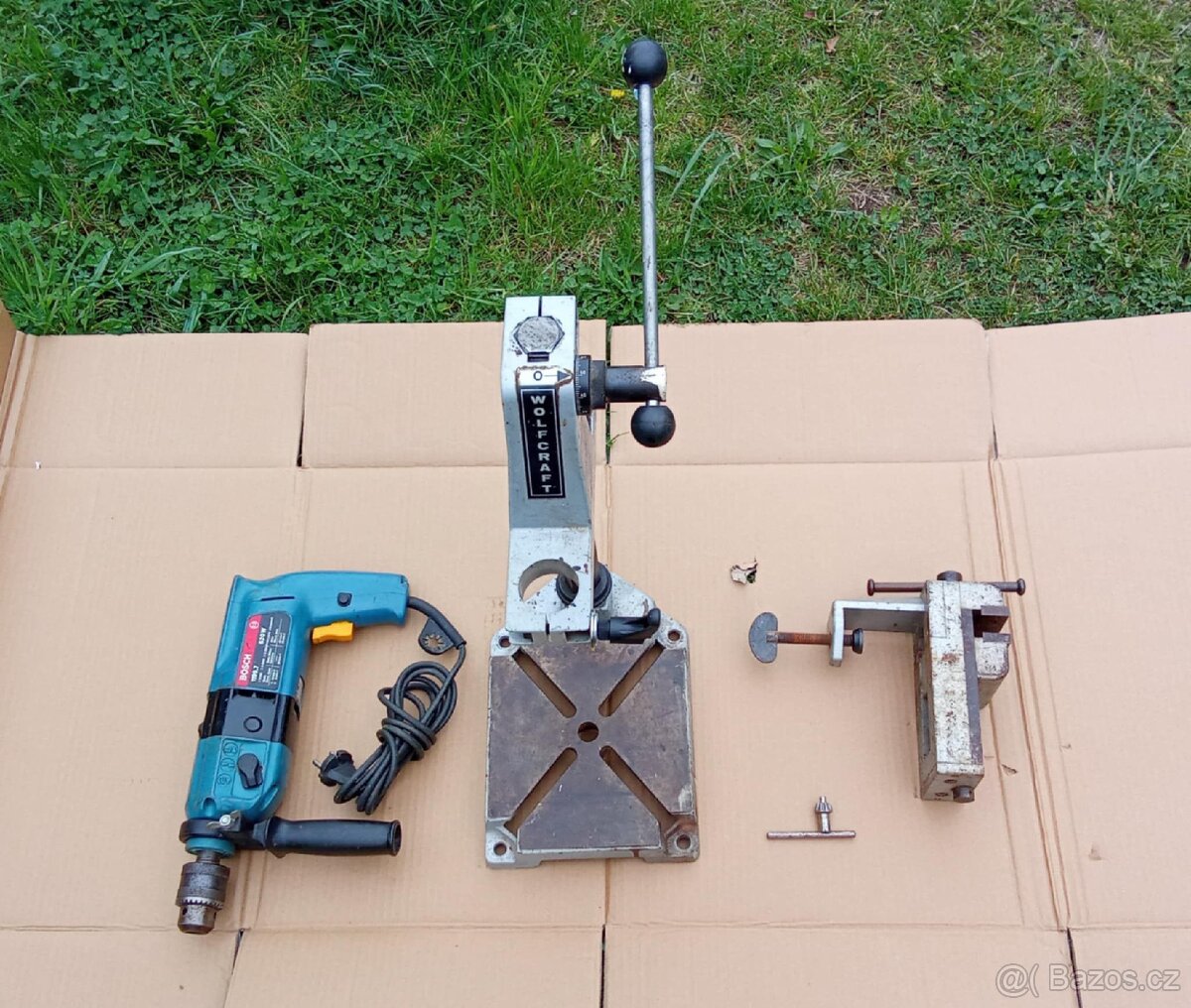 Stojan na vrtačku + svěrák+ příklepová vrtačka Zn.Bosh - 4