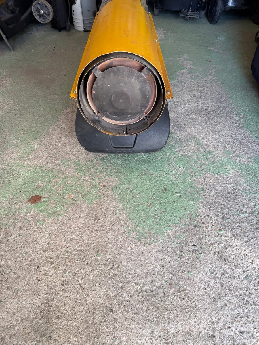 Prodám Mobilní naftové topidlo B180 s přímým spalováním o vý - 4