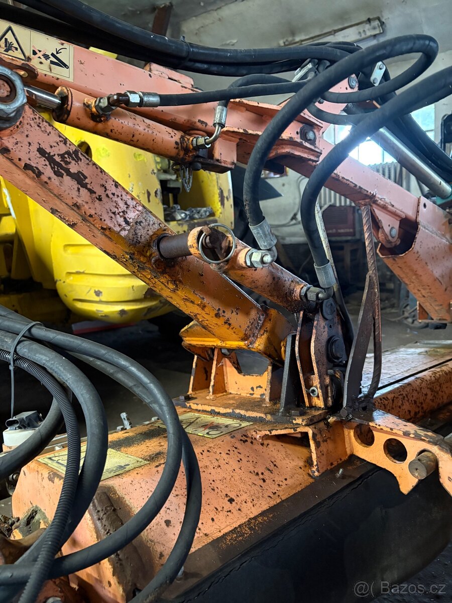 Rameno z mulčovače na náklaďák a nebo za traktor - 4