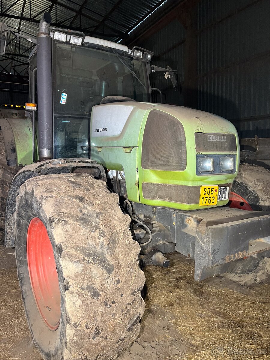 traktor CLAAS ARES 836 - 4