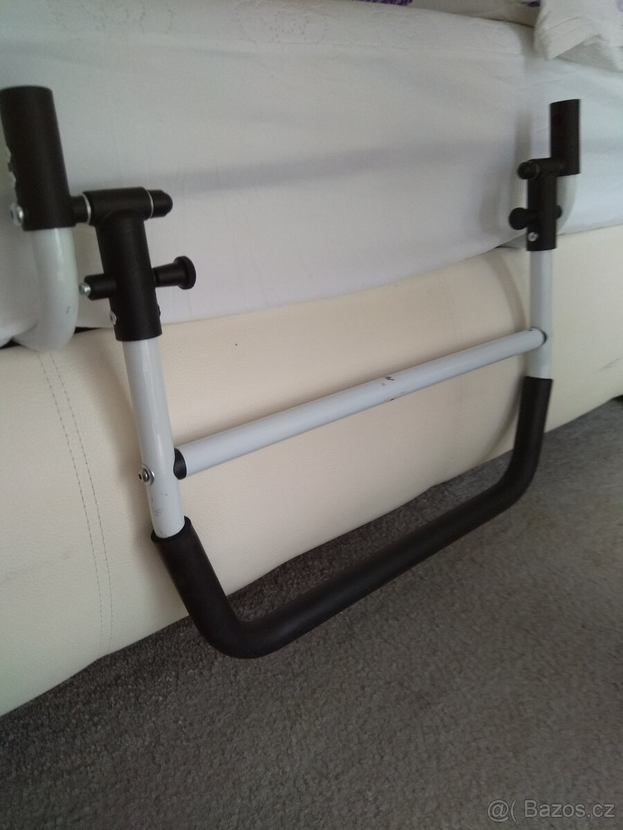 Sklápěcí madlo k posteli zánovní - 4