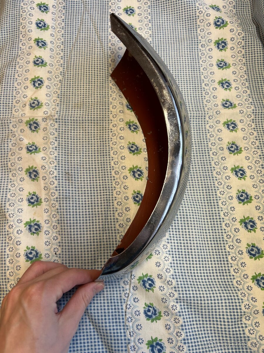 Přední levý nárazník ŠKODA 1000mb - 4