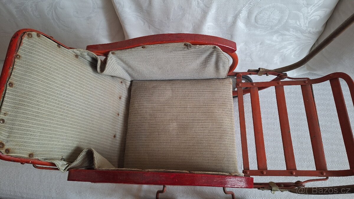 Poválečný kočárek pro panenky - 4