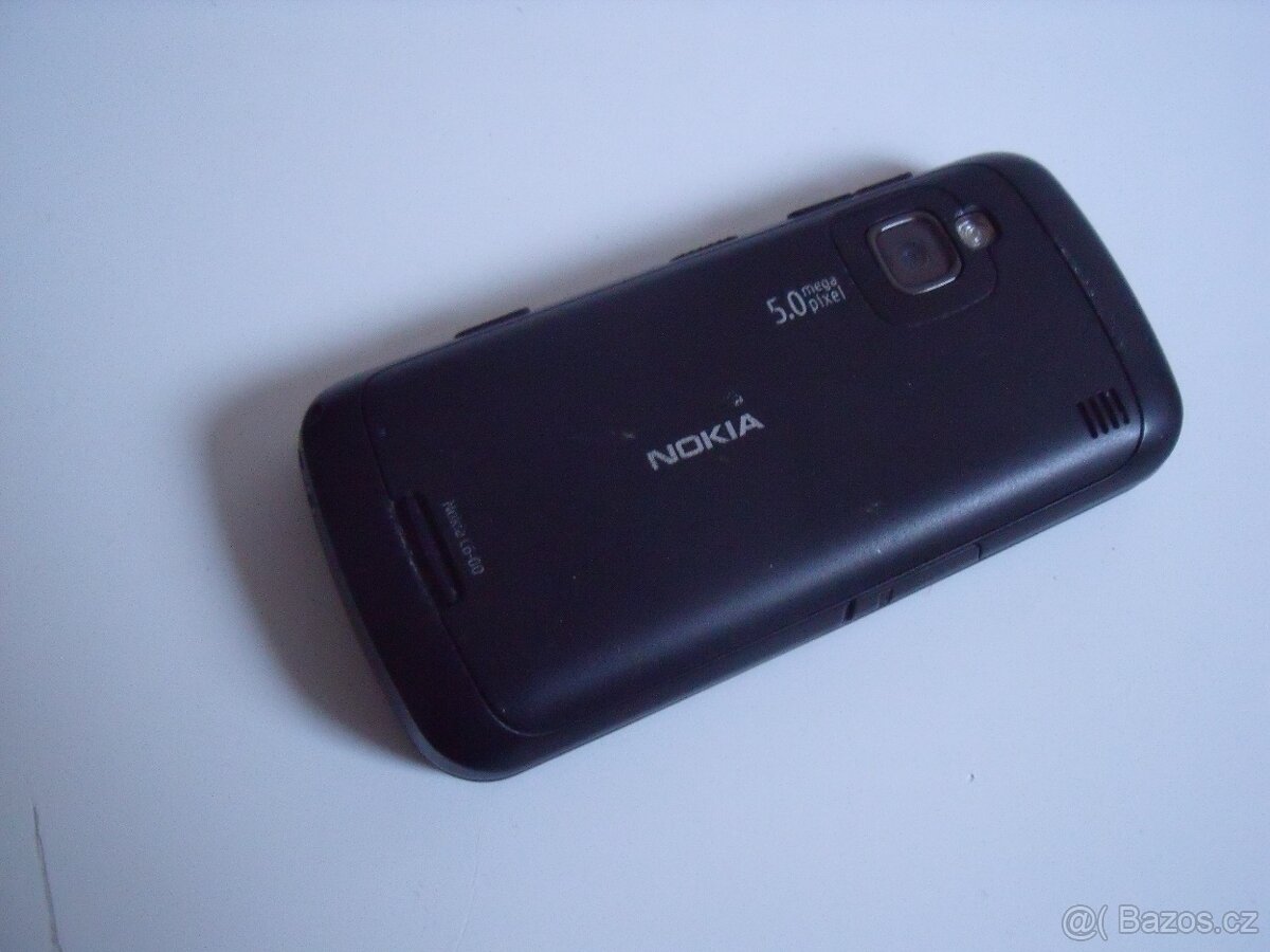 NOKIA C6 + nabíječka - 4