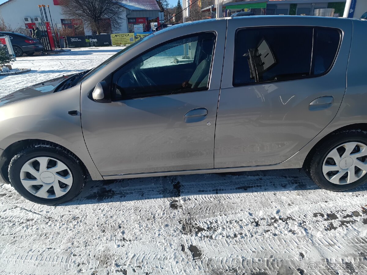 Dacia Sandero 1.2. benzín \lpg r.v.2014 - 4