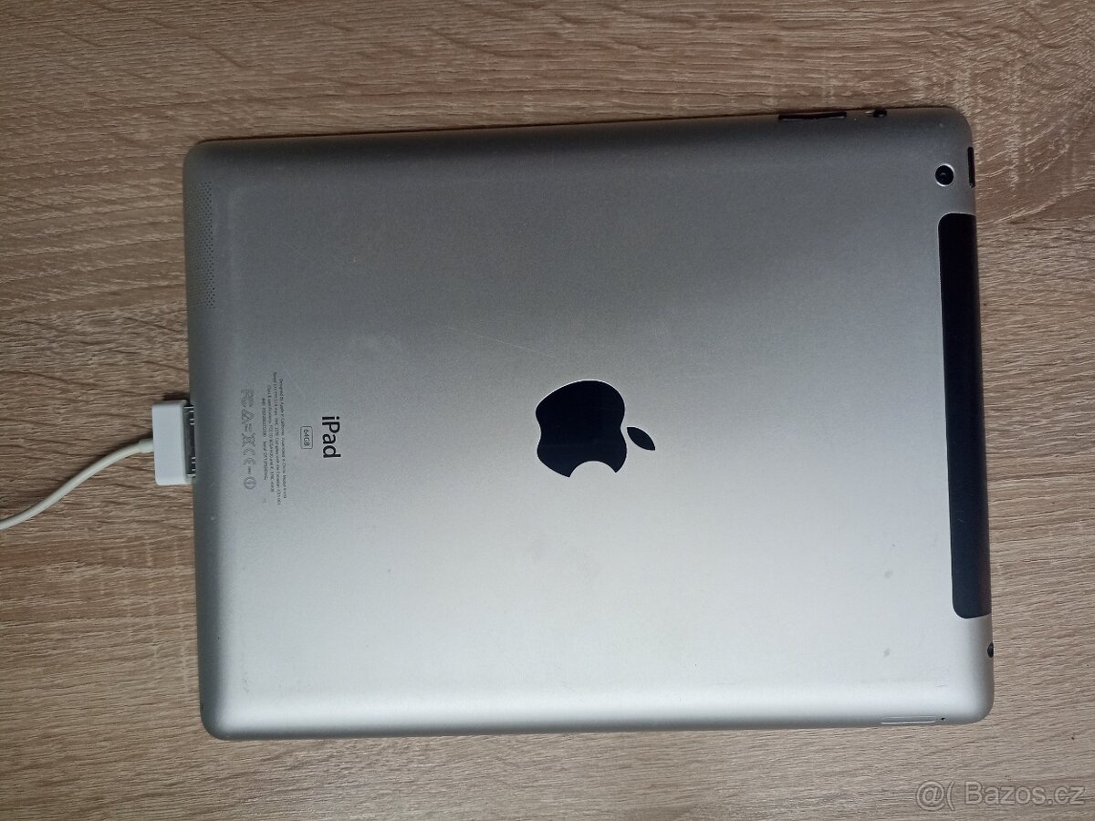 iPad 3.generace (WiFi -Cellular) s kapacitou 64GB - 4