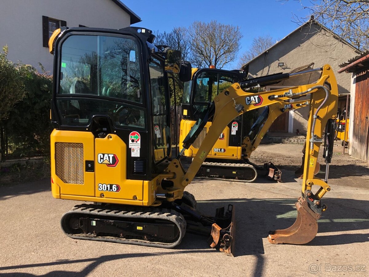 Caterpillar CAT 301.6 - 4