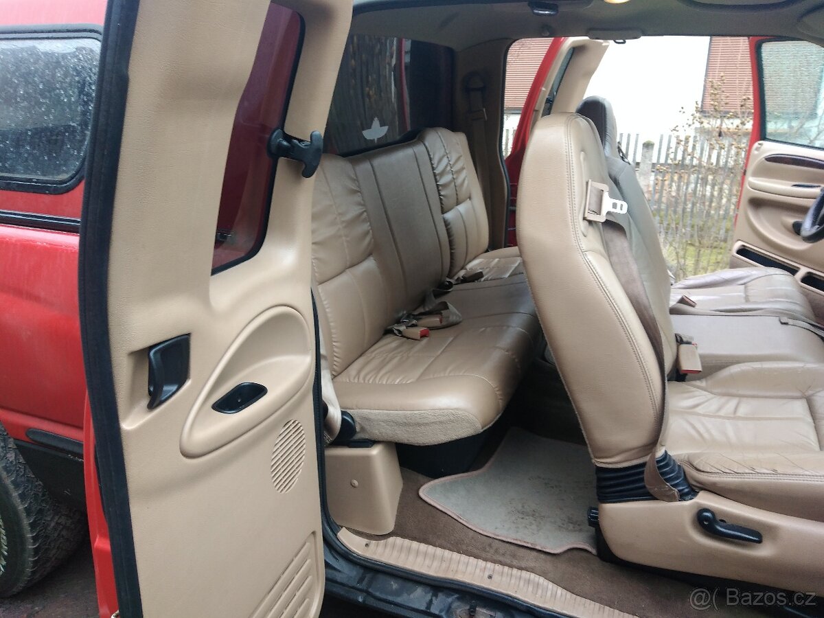 Dodge Ram 1500 2WD 5,9 - 4