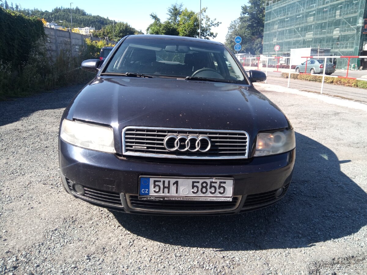 Audi A4 2.5TDi quattro - 4