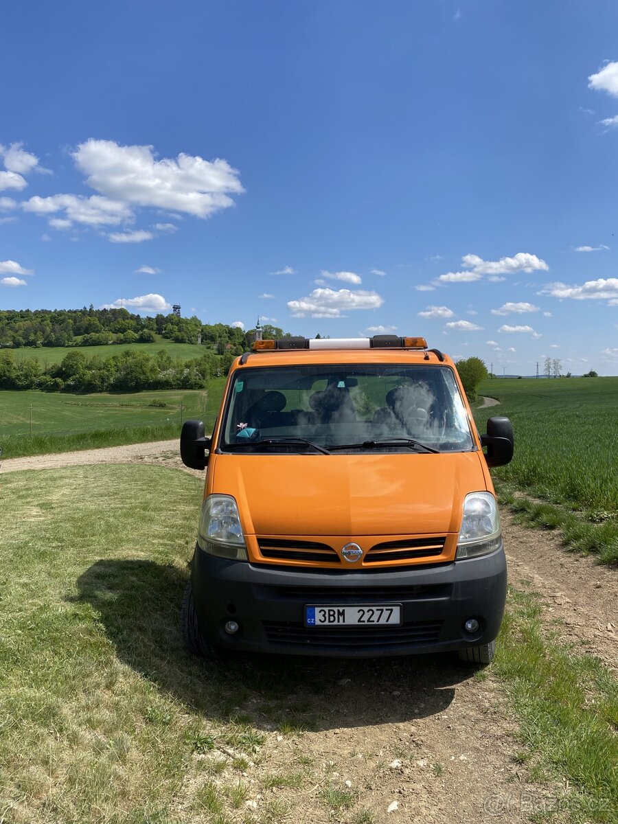 Odtahovka Nissan Interstar 2.5 dci 2008 124000km