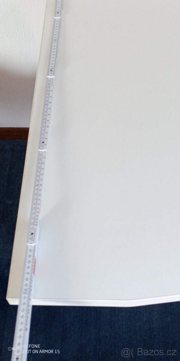 Kancelářský stůl - 4