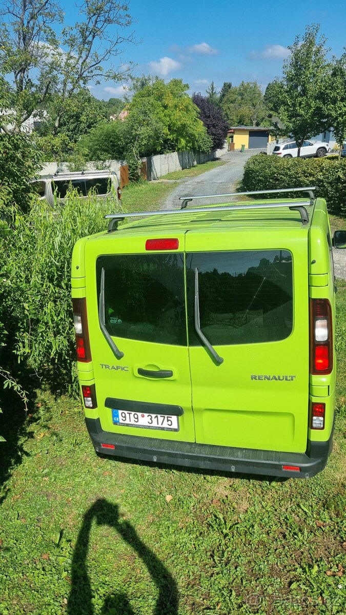 Renault Trafic, 9 míst, L1H1, CR, 92kW, 1.majitel, r.v. 2015 - 4