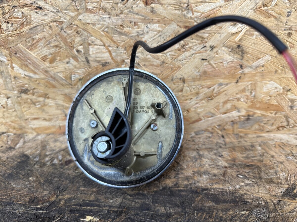 TLAČÍTKO OTEVÍRÁNÍ VÍKA KUFRU VW PHAETON 3D5827601A - 4