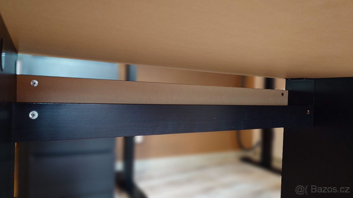 Stůl IKEA MALM - černý - 4