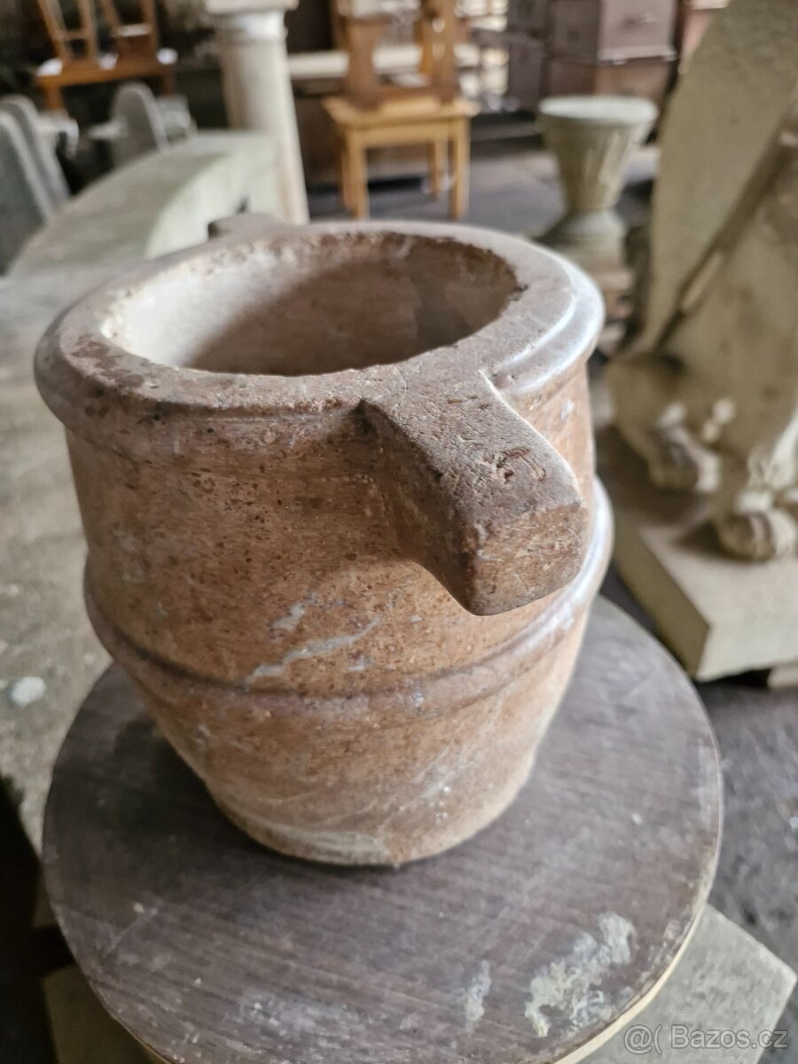 Kamenný historický hmoždíř - 4