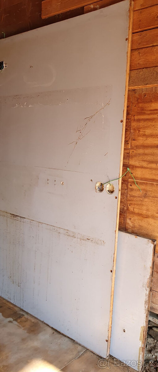 Dřevotříska 175/175/1,5; umakart deska - 4