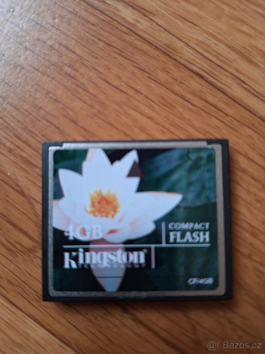 Zrcadlovka Olympus E520 - 4