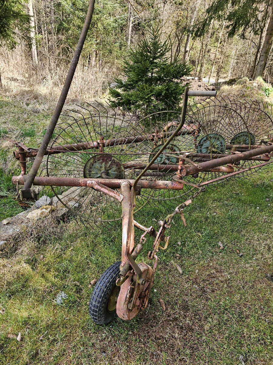 Obraceč a shrnovač sena - 4